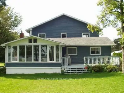 208 Lakeshore Road, Kawartha Lakes, On K0m 1a0