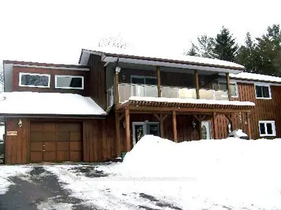 132 Oakdene Crescent, Kawartha Lakes, On K0m 2l0