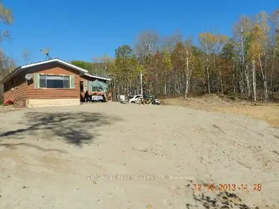 500 Long Lake Road, Madawaska Valley, On K0j 1b0
