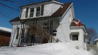 858 Hilliard Street, Peterborough, On K9h 5r6