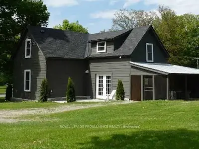1429 County Road 12, Prince Edward County, On K0k 2t0