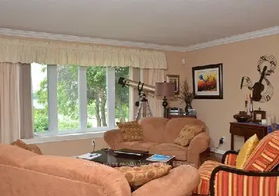 12421 Loyalist Parkway, Prince Edward County, On K0k 2t0