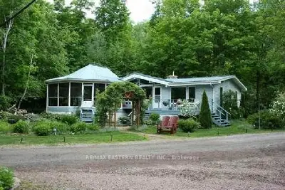 5 Fire Route 278, Trent Lakes, On K0l 1j0