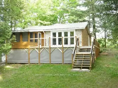 17 North Taylor Road, Kawartha Lakes, On K0m 2b0