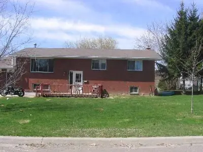 7 Deane Street, Kawartha Lakes, On K0l 2w0