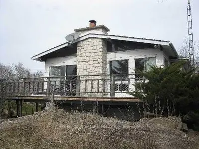 Detached in Kawartha Lakes