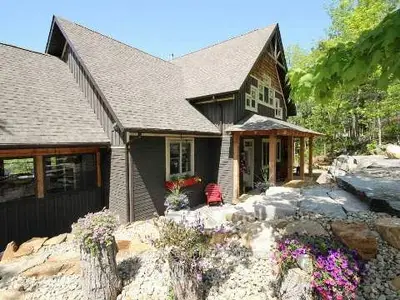 41-2324 Hwy 141 Road, Muskoka Lakes, On P0b 1m0