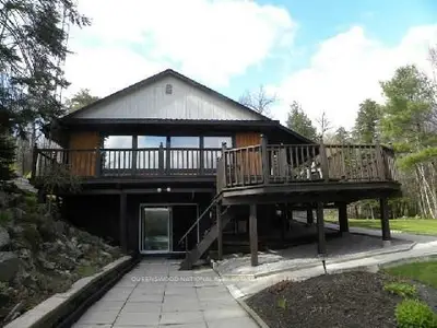 1051 Straggle Lake Drive, Dysart Et Al, On K0l 1x0