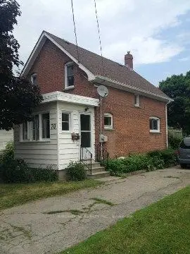 70 Cambridge Street S, Kawartha Lakes, On K9v 3l3
