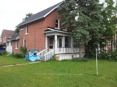 18 St Lawrence Street, Kawartha Lakes, On K9v 2j9