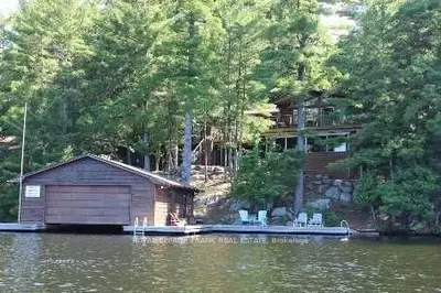 1027 Evelyn Road, Muskoka Lakes, On P1p 1r2