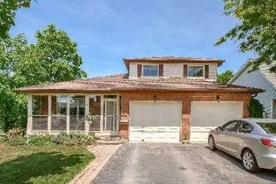 Detached in Guelph