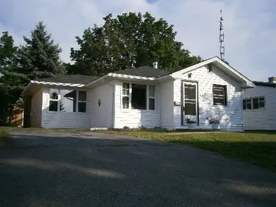 435 Brock Street, Gananoque, On K7g 1k9
