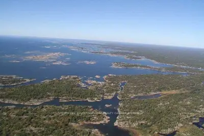 D376 Georgian Bay Island, Parry Sound Remote Area, On P2a 1x4
