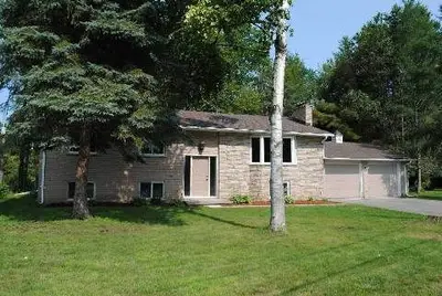 1404 Mcdonald Road, Elizabethtown-kitley, On K6v 5t3