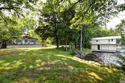 1017 Kaderidris Crescent, Muskoka Lakes, On P0e 1e0