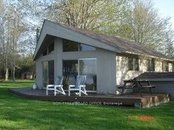 5614 County Road 1 Road, Prince Edward County, On K0k 1t0
