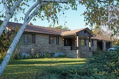 1574 County Road 14, Prince Edward County, On K0k 1a0