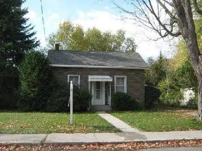31 Mill Street, Kawartha Lakes, On K9v 2l3