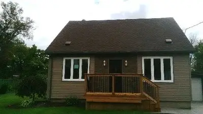 115 County Rd 3, Prince Edward County, On K8v 1l0