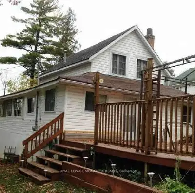 15 Fern Avenue, Kawartha Lakes, On K0m 1l0