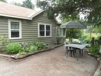 1851 Kens Road, Trent Lakes, On K0m 1a8