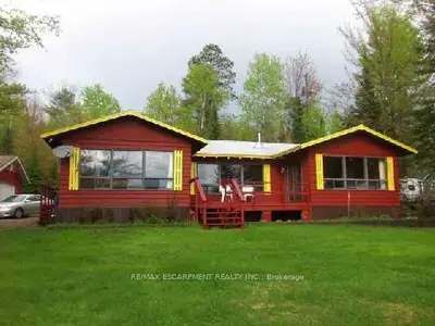 1128 E River Road, Hastings Highlands, On K0j 1b0