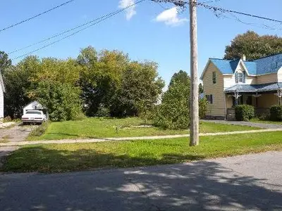 447 Victoria Street E, Edwardsburgh/cardinal, On K0e 1e0