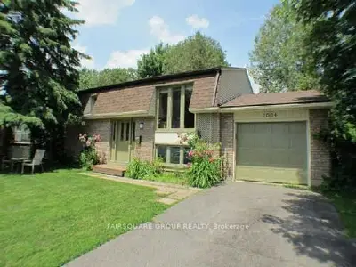 Detached in Cyrville - Carson Grove - Pineview