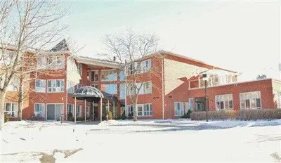 4 Heritage Way 210, Kawartha Lakes, On K9v 5z2