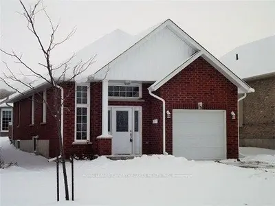 15 Gee Crescent, Kawartha Lakes, On K9v 0h1