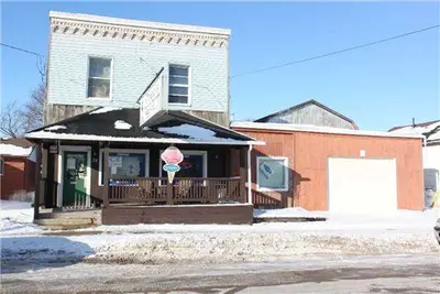 74 King Street, Kawartha Lakes, On K0m 1a0