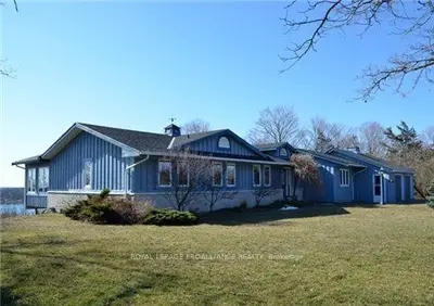 17 County Road 13 Road, Prince Edward County, On K0k 2t0