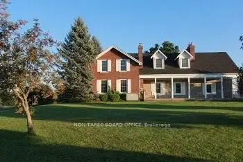 243 St. Hilaire Road, Quinte West, On K8v 5p8