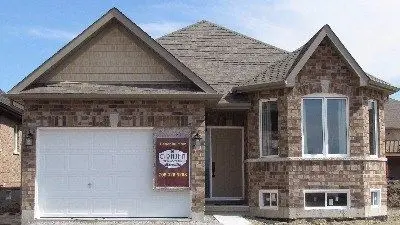 12 Milner Court, Kawartha Lakes, On K9v 0c3