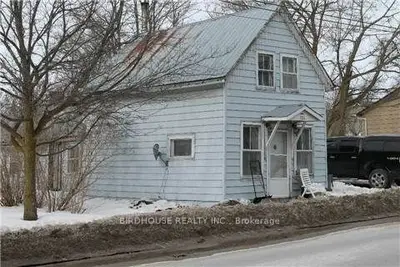126 Agnes Street E, Kawartha Lakes, On K0m 2t0