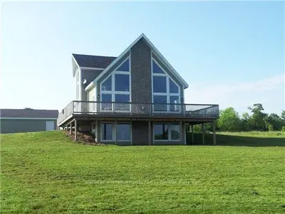 85 North Beach Road, Prince Edward County, On K0k 1t0