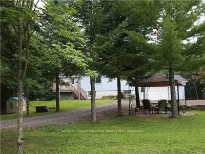 1470 Kennedy Drive, Trent Lakes, On K0m 1a0
