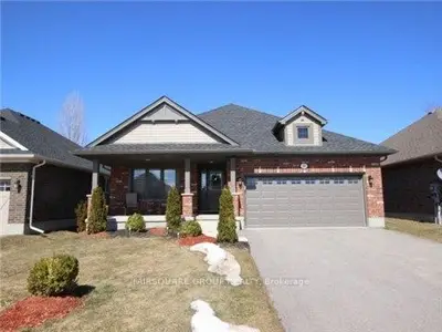 22 Park Place, Tillsonburg, On N4g 0b8