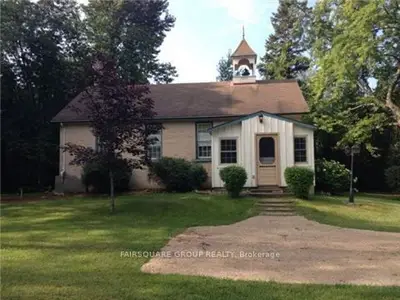126 Boiler Beach Road, Huron-kinloss, On N2z 0c4