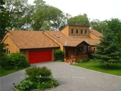 11300c Loyalist Parkway, Prince Edward County, On K0k 2t0