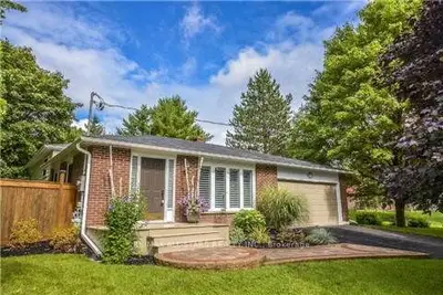 60 Robinglade Drive, Kawartha Lakes, On L0c 1g0