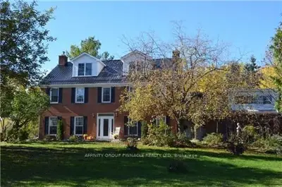 100 Stoney Creek Road, Kawartha Lakes, On K9v 4r4
