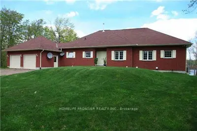 1014 Glenverdean Lane, Algonquin Highlands, On K0m 1j0