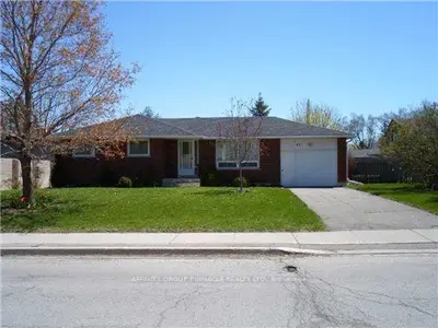 43 Northlin Park Road, Kawartha Lakes, On K9v 4p5