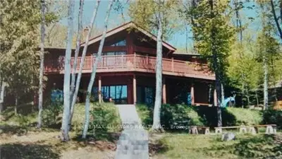 1072 Dryden Drive, Dysart Et Al, On K0m 1s0