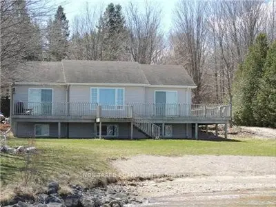 Detached in Grey Highlands