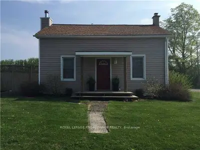 202 Benway Road, Prince Edward County, On K0k 2j0