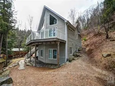1033 Patrick Road, Lake Of Bays, On P0a 1e0
