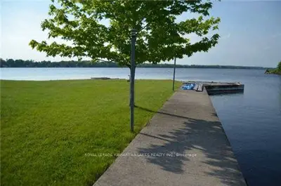 1 Otter Road, Kawartha Lakes, On K0m 2b0